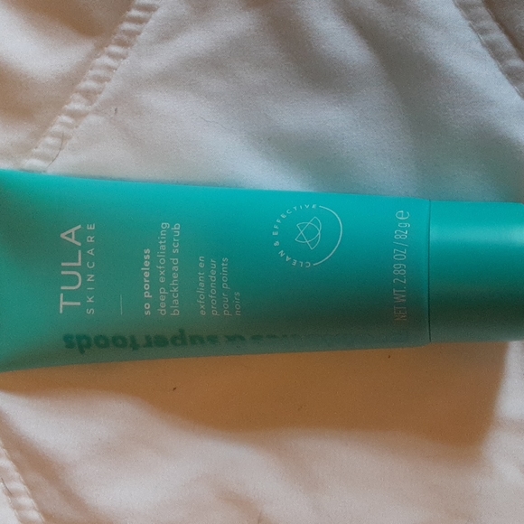 Tula Skincare So Poreless Deep Exfoliating Blackhead Scrub - Picture 4 of 5